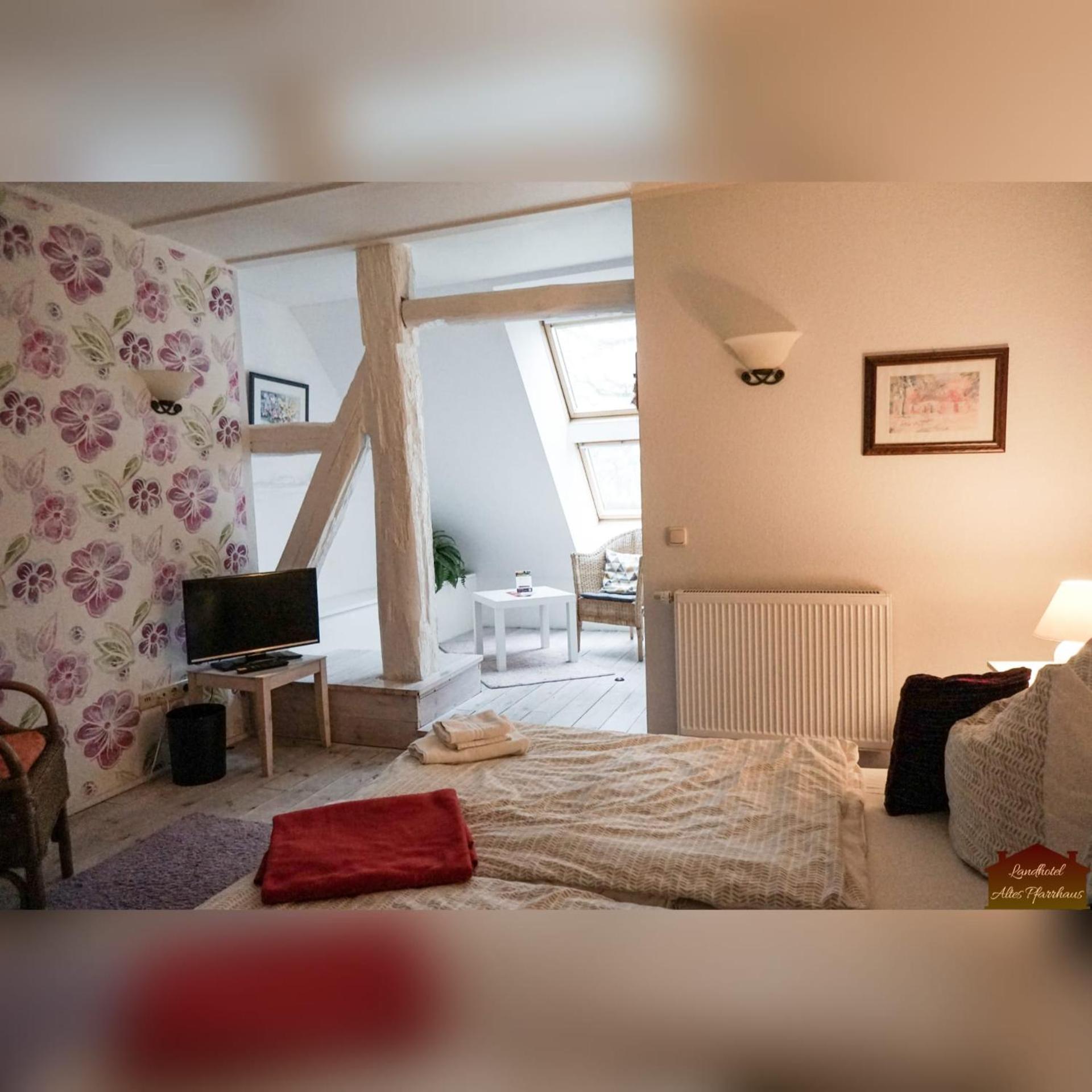 Hotelpension Pfarrhaus 奥特史威林 外观 照片